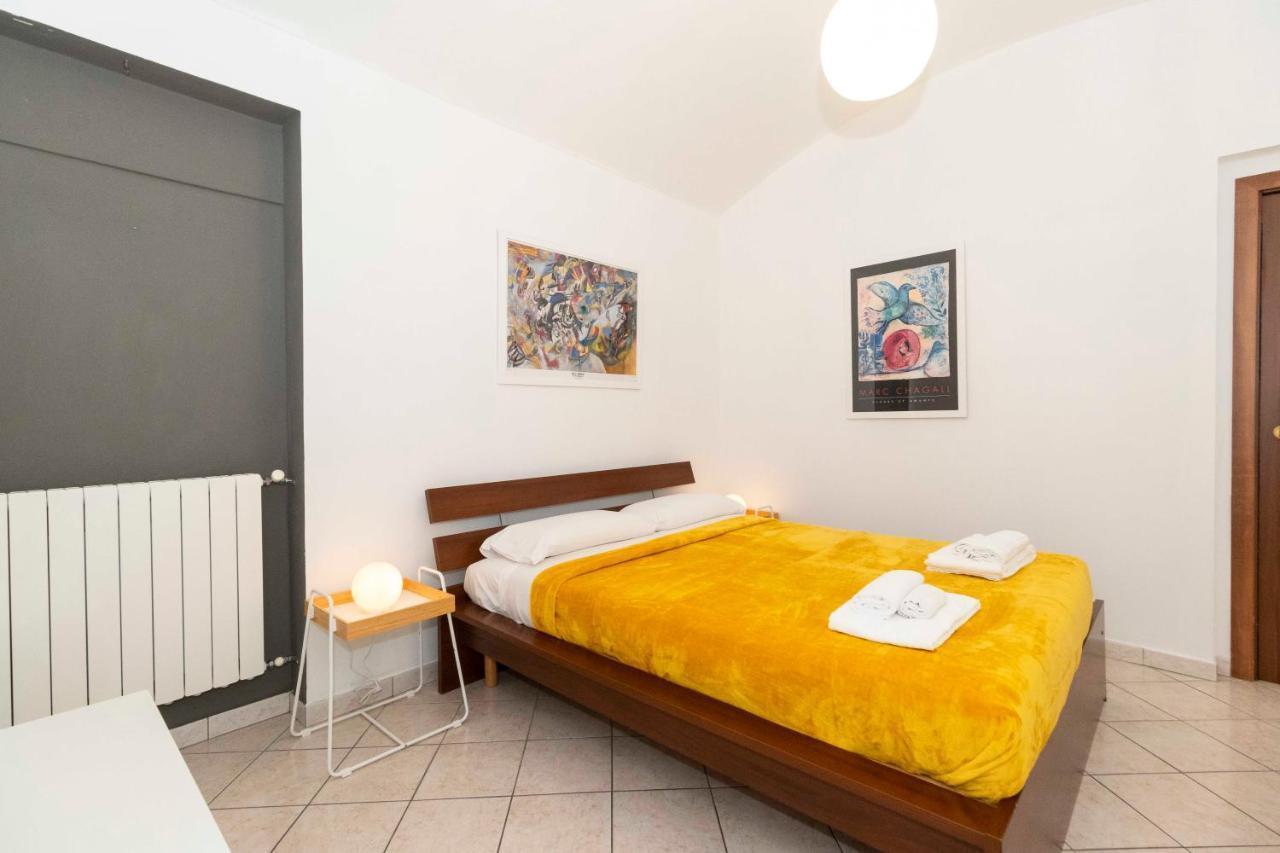 Apartmán Colourful Flat San Donato Turín Exteriér fotografie