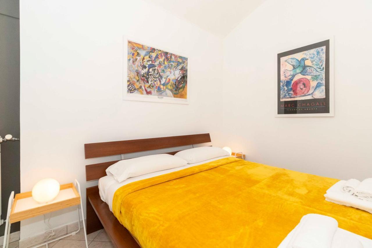 Apartmán Colourful Flat San Donato Turín Exteriér fotografie