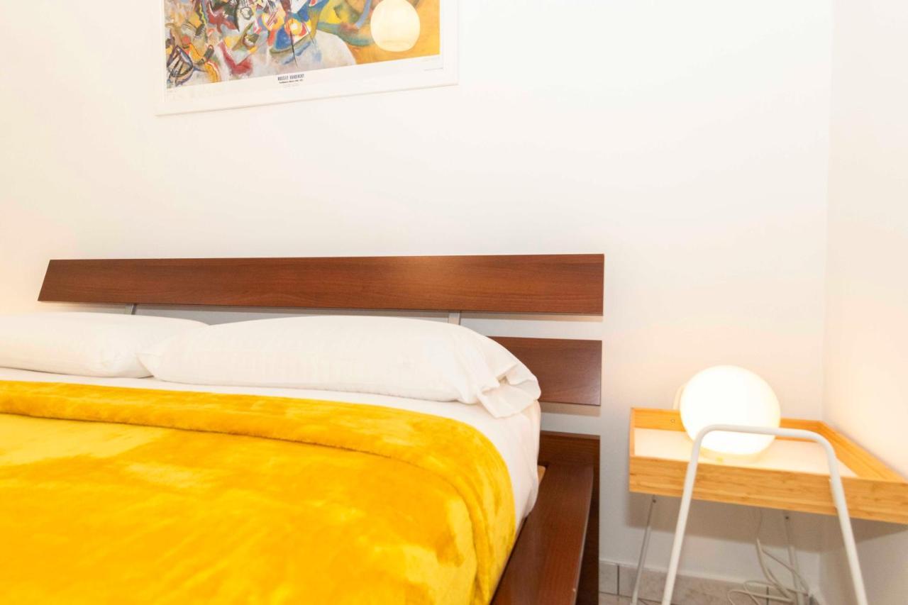 Apartmán Colourful Flat San Donato Turín Exteriér fotografie